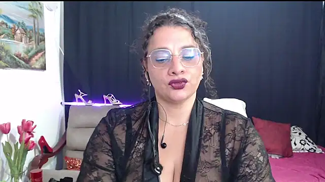 aleja_gonzales - Aleja_Gonzales's free webcam - UK Sex Cams