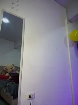 Sarahballiston_ webcam
