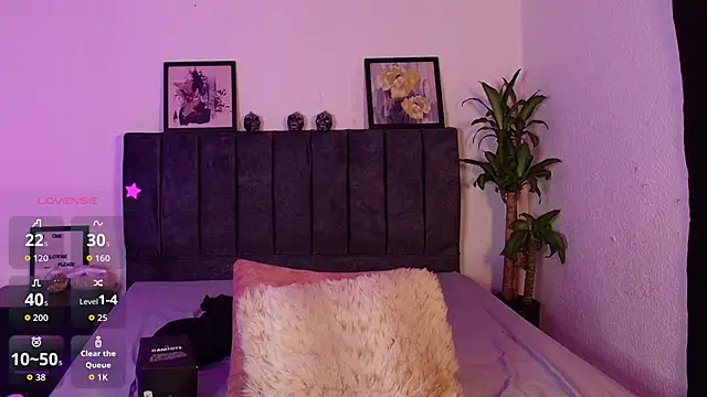 Watch Mia_Collins_21 live on EroticFlix - High definition streams