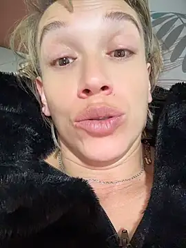 Watch MARILYNKOVANOVA live on EroticFlix - High definition streams