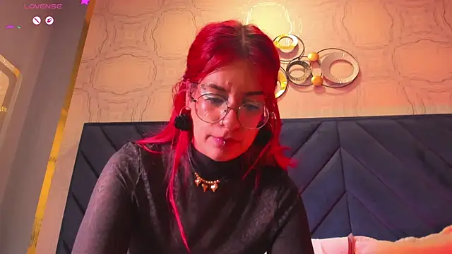 LolyYunno webcam
