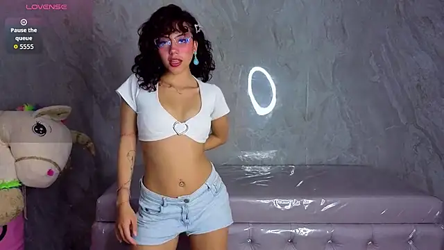 zoe_ch_ webcam