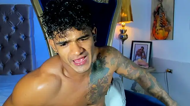 antonio__444 webcam