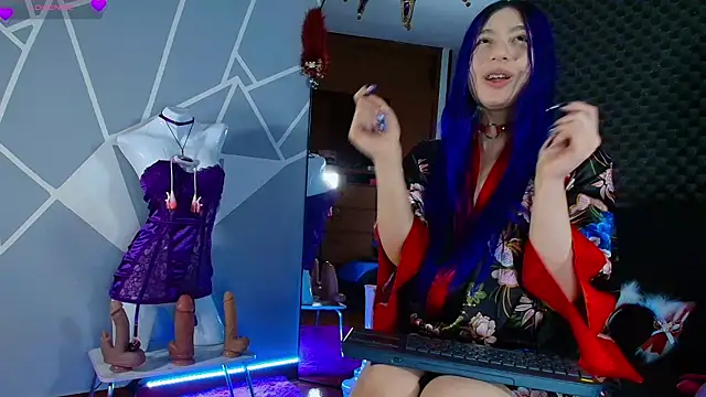 karlamoon23 webcam