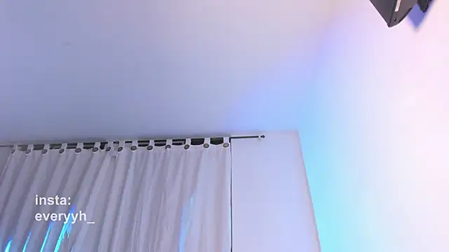 Sweet_poetryy webcam