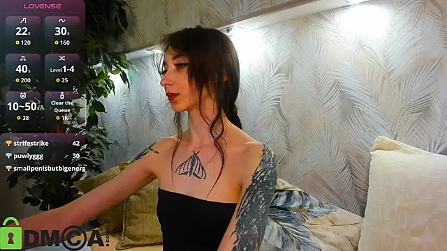 Watch Ellen_Hops live on EroticFlix - High definition streams