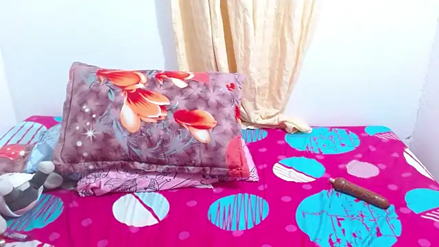 daniela_pra webcam