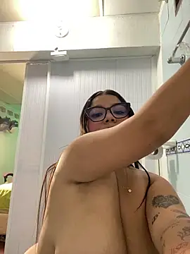michellesexxxy3 webcam