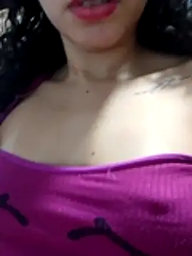 venuseyes25 webcam