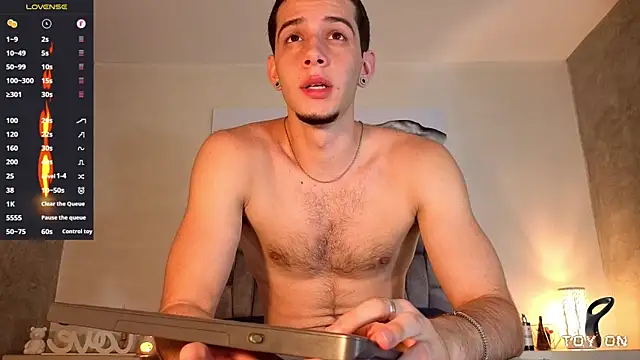 isaacblaze_ webcam