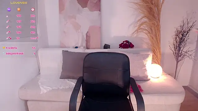 VictoriaLeia webcam
