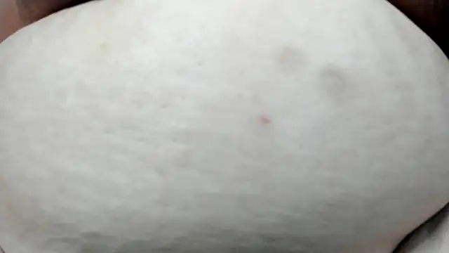 Alondra_zaaens webcam