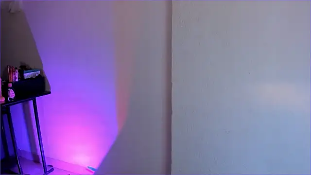 candylatinhott (T young) - Big Milk in ur mouth
