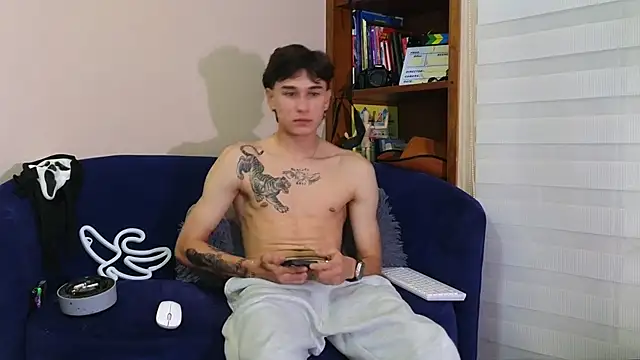 derekswan (M twink) - Asshole and Cum!!