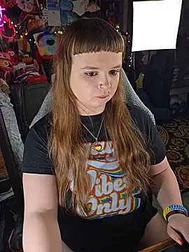 velvetdiablo (F young) - Let me tease my pussy in your face