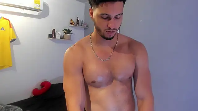 kris_khalifa69 - Kris_Khalifa69's free webcam - UK Sex Cams