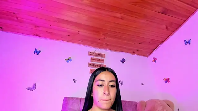 Lia_Roses3x webcam