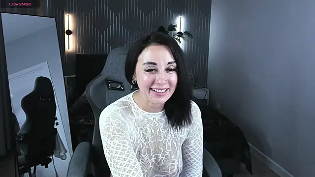 Mary_Holland webcam