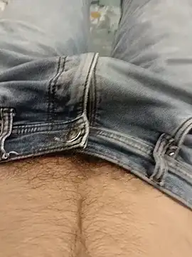 Rocky-badboy_cum4me webcam