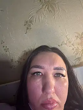 Watch Naughtbaby_2025 live on EroticFlix - High definition streams