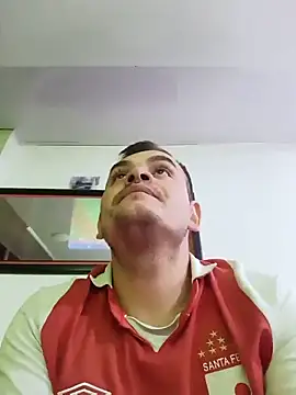 Edwin_Q live cam on StripChat
