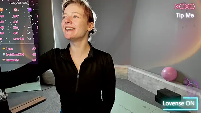 Watch Ricki_Bloom live on EroticFlix - High definition streams