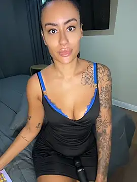 CoCo-Queen's live cam