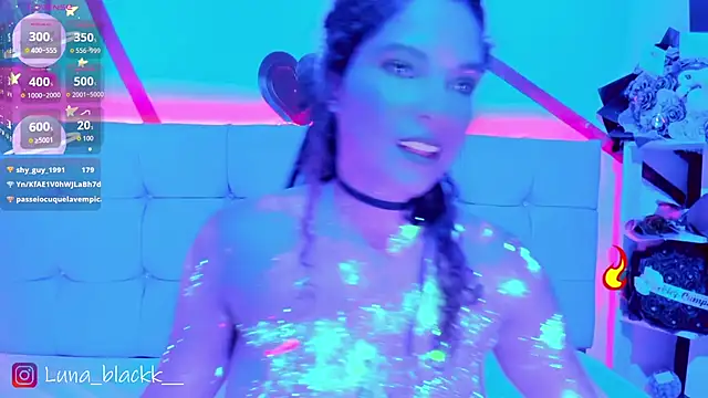 Luna_blackk webcam