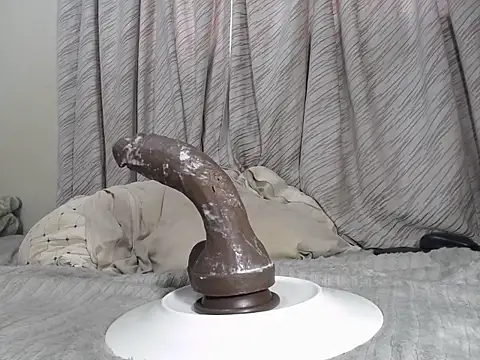 KinkyJXxX webcam