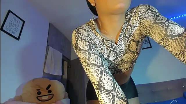 exotis_tiahara777 webcam