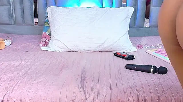 thinsamathagirl webcam