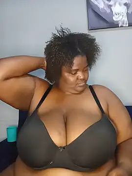 ChubbyLucia webcam