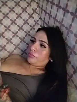 Yourbabyshane webcam
