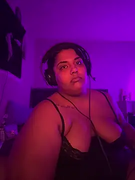 1n0nlythroat webcam