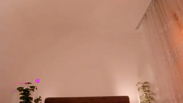 larabae webcam