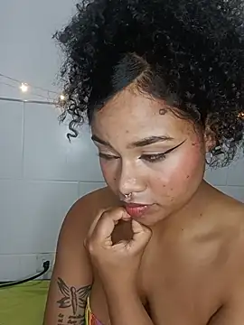 BrianaSweetxxx webcam