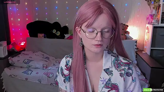 JulietFisher webcam