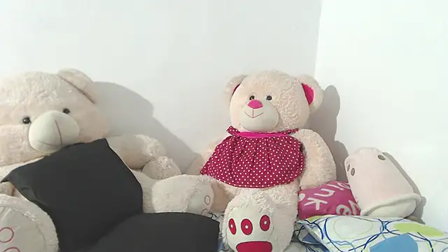 Natalia_Dahlia webcam