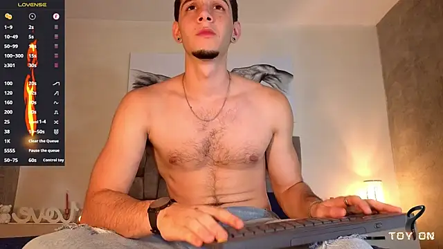 isaacblaze_ webcam