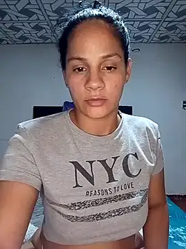 cieloo_777 webcam