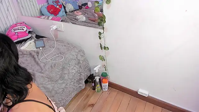 Mia_Tailor_Bms webcam