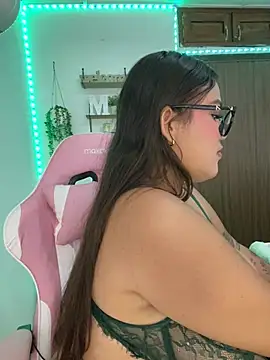 michellesexxxy3 webcam