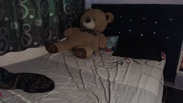 ANGELIQUE_KLANE webcam