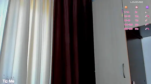 juliana_browns live cam on StripChat