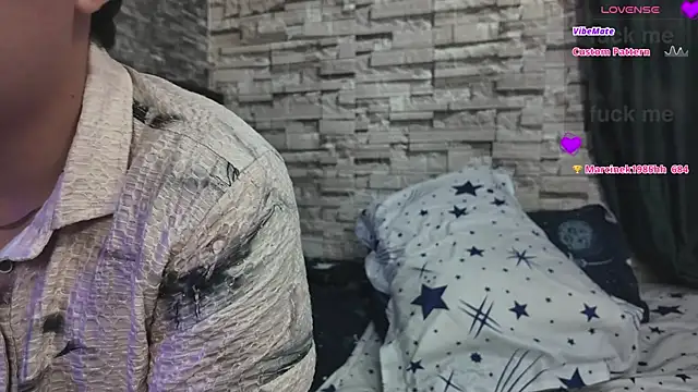 Hot_Couple_AR webcam