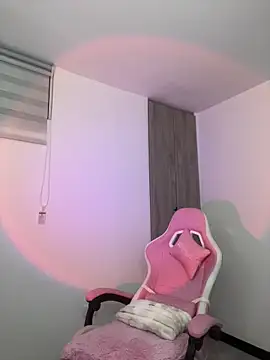 SharaRous webcam