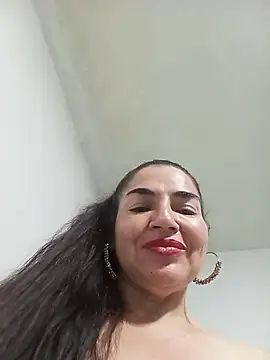 MaryRoze_ live cam on StripChat