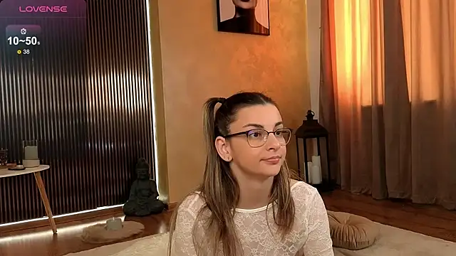 Hope_for_fun live cam on StripChat