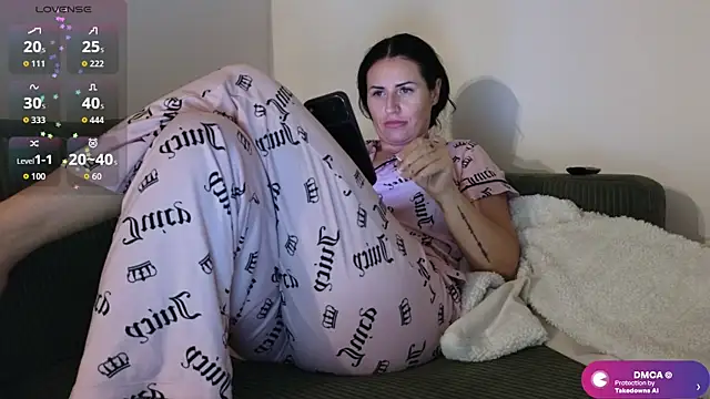 Watch ViolettBaby live on EroticFlix - High definition streams