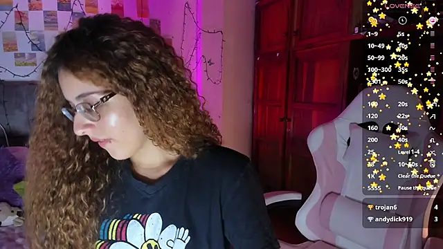 AngelGlow live cam on StripChat